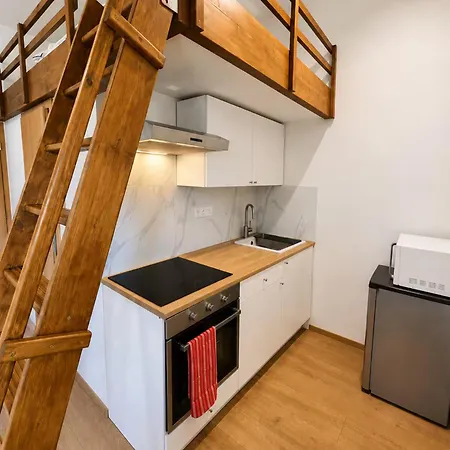 Διαμέρισμα Cozy Near Center And Big Parking Lot *